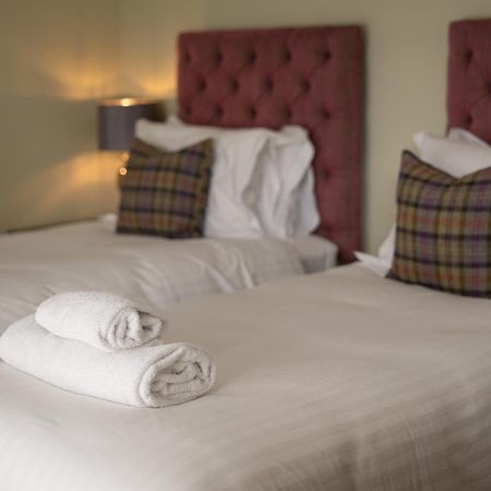 The Thomas Lord Hotel West Meon Exterior photo